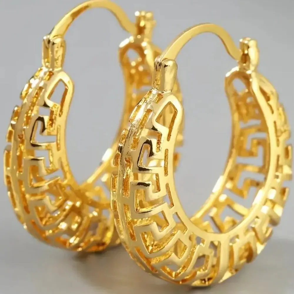 Gold Hoop Basket Earrings